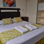 Suites & Apartments San Benito - Flats